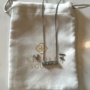 Beautiful silver bar Kendra Scott